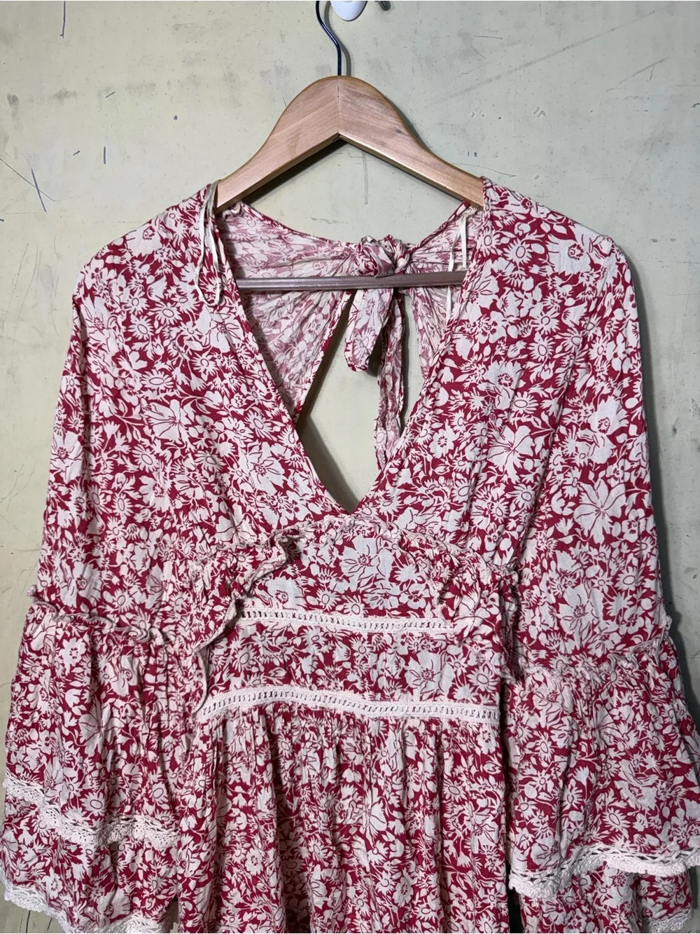 New Free People Kristall Berry Red Floral Print Bell Sleeve Mini Dress Boho M